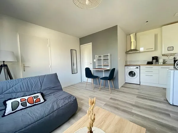 Studio Meublé avec Espace Extérieur ! Proche Centre de Bergerac !
