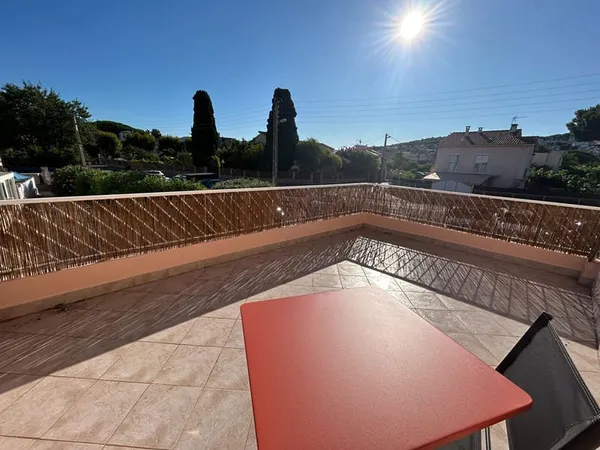 Appartement Six Fours Les Plages 3 pièce(s) 60 m2