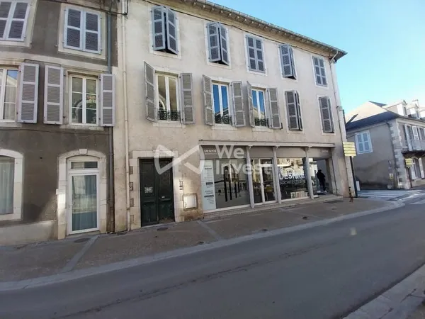 Appartement 4 pièces à Nay (64800)