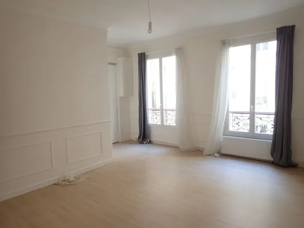 Ternes-Maillot Appartement haussmannien rénové.