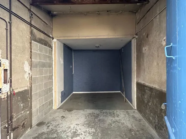 Garage fermé, 17m²