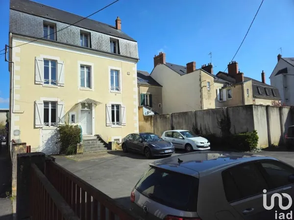 Bureaux 65 m²