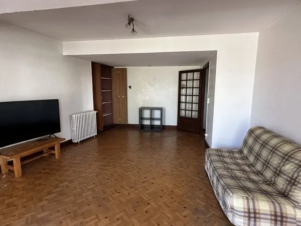 Immeuble à vendre BARBEZIEUX SAINT HILAIRE (16)