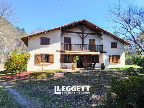 Maison 8 pièce(s), PISSOS