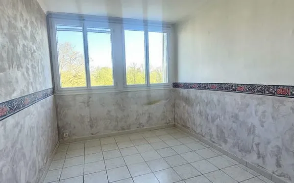 Appartement 4 pièces Saint-Priest - 155000 €