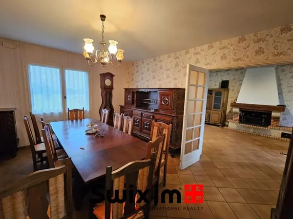 Maison 210m² à Saint-Seurin-de-Cadourne