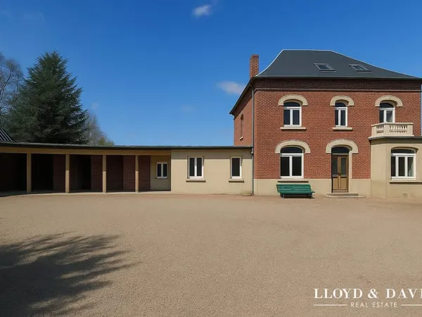 Ensemble immobilier de caractère - 4 maisons + grange, à 1h3