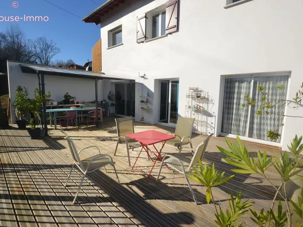 Maison mitoyenne 120m2 avec terrasse et jardin