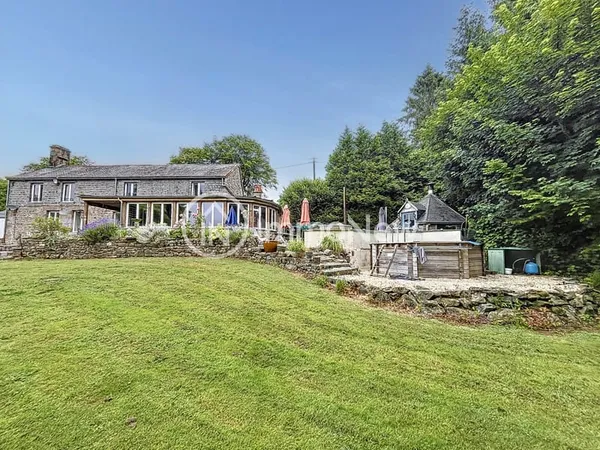 BELLE PROPRIETE DE 170 M2 AU CALME SUR TERRAIN D ENVIRON 140