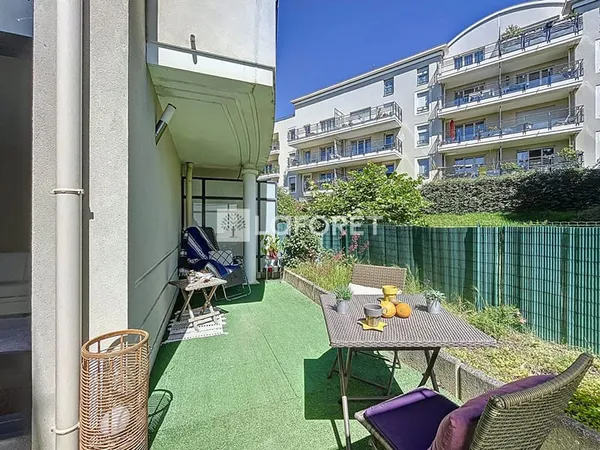 Coup de coeur à Caluire : studio de standing avec belle terrasse !