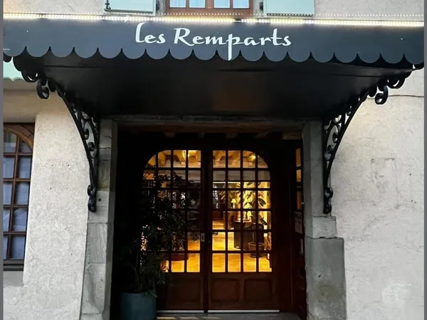 Bâtisse classé historique de 399 m² au centre ville de Mirepoix.