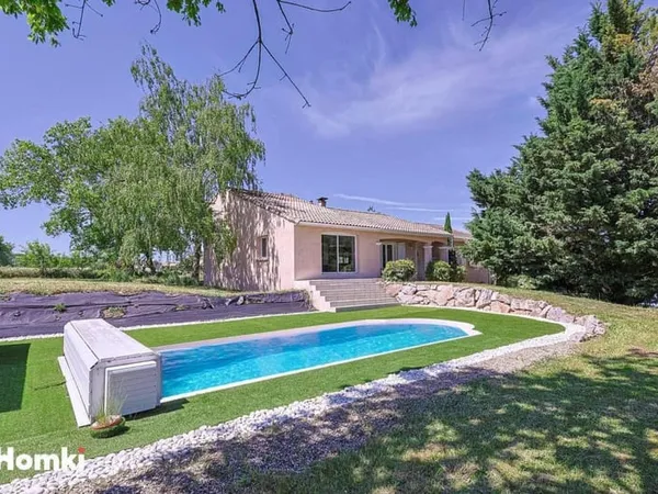 Maison/Villa T6 de 175 m2 à Vacquiers 31340