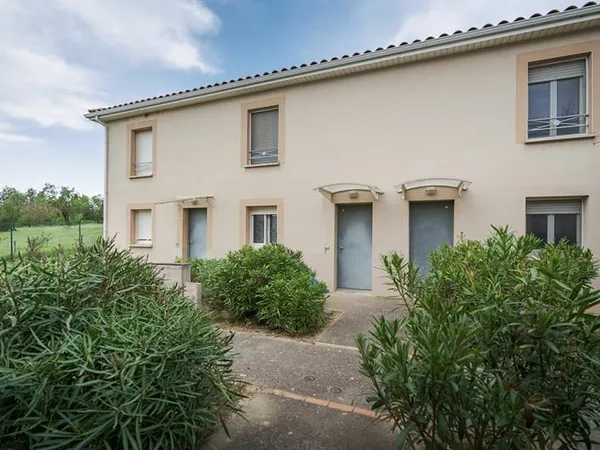 CARCASSONNE - PERIPHERIE Villa T3 89m² (72m² Carrez) avec jardin, garage, place de parking, vendue l