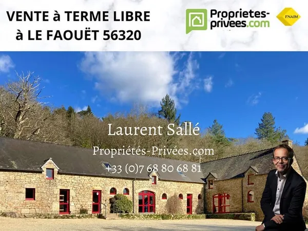 Ensemble de bâtisses en pierre: VENTE A TERME LIBRE