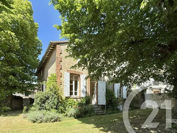 Maison 10 pièces 250 m²
