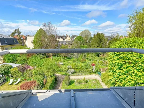 Duplex 4/5 pièces de 57.10 m² carrez, 90 m² au sol