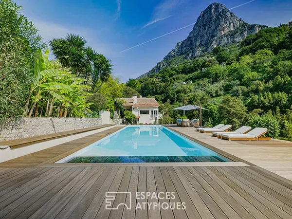 Propriété avec piscine en pleine nature