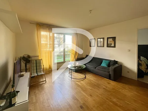 A vendre 2 pièces à Carrières-Sous-Poissy de 42 m2 avec jardin