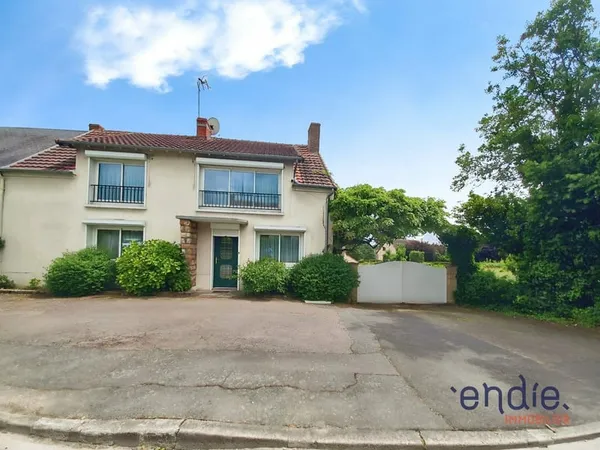 Maison Vente Commentry 5p 160m² 117000€