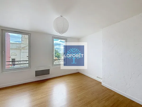 Appartement spacieux centre de Montendre