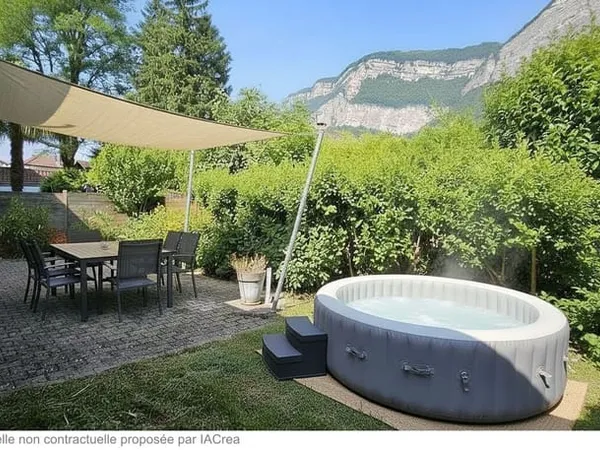 Maison de Ville 7P 210 m² avec jardinet + garage à CROLLES (38920)