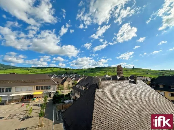 - Loft rénové 4/5 pièces dans les combles - Sigolsheim / KB Vignoble