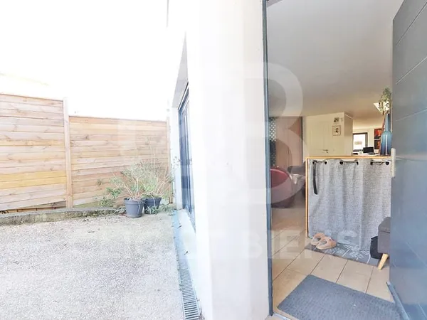 VIROFLAY: Maison moderne de 6 pièces dont 3 chambres