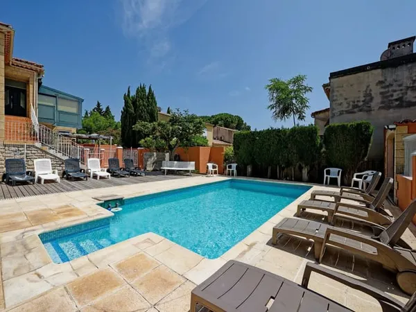 Appartement type 2 en rez-de-jardin - Clos des Plages - LA CIOTAT