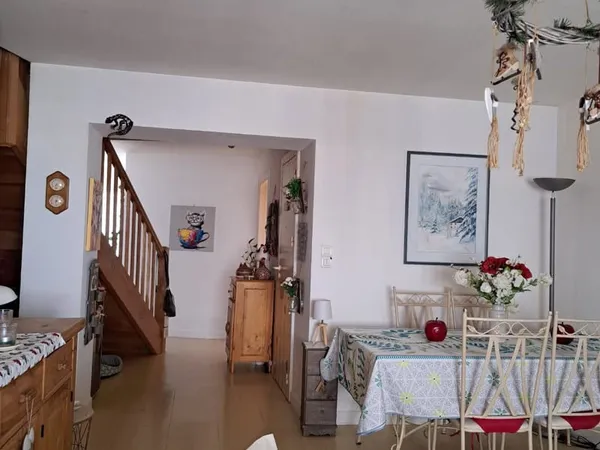 Appartement T4 dans ville touristique