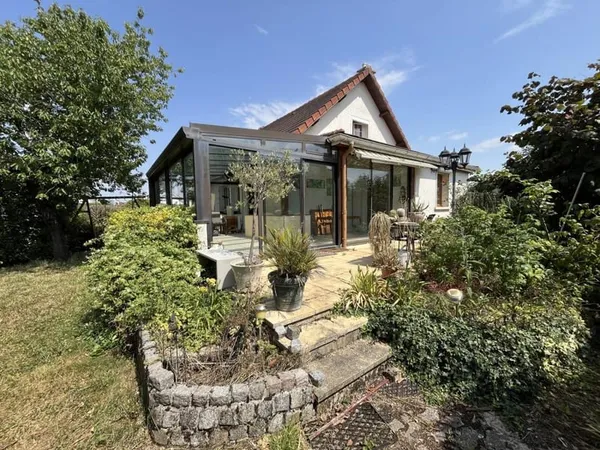Savigny-Le-Sec - agréable maison de 156m² sur terrain de 752m² a
