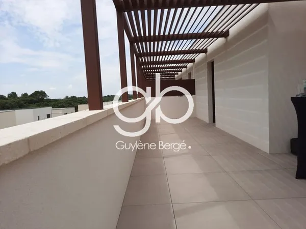Grand Appartement Luxueux 4 Pièces avec Terrasse Exceptionne