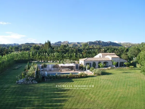 À vendre magnifique Mas Contemporain à Maussane-les-Alpilles