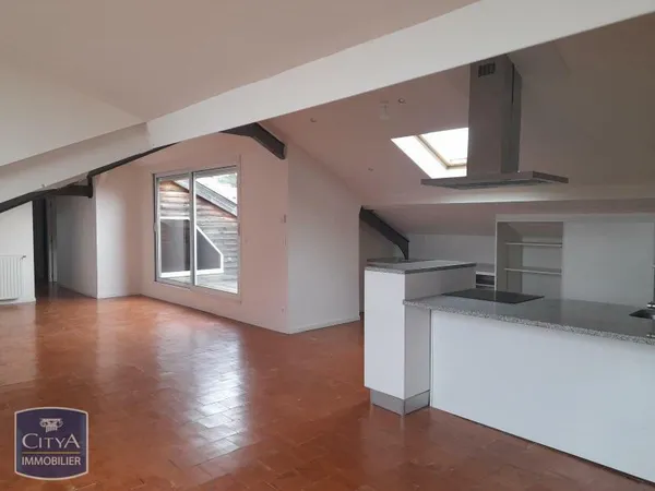 Appartement 5 pièces 74 m²
