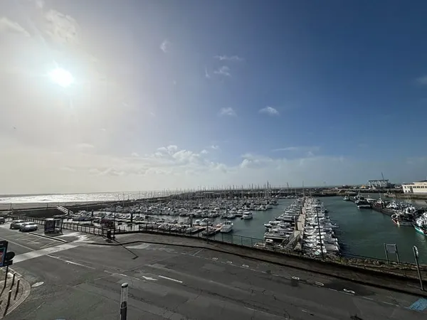 Rare ! Maison de pêcheur nichée sur le port de la Turballe