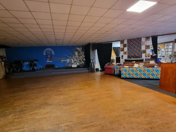 VENTE LOCAL COMMERCIAL 400 m2 SOMMIERES