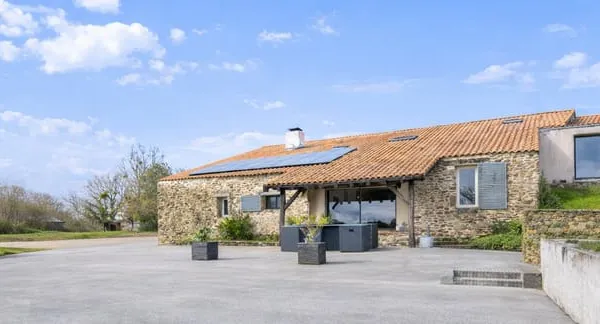 Maison Mache 7 pièces 212.72 m2 sur terrain de 4648m²
