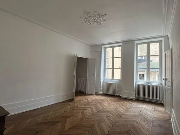 Appartement Nevers 4 pièce(s) 104 m2