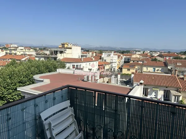 Appartement dernier étage T4