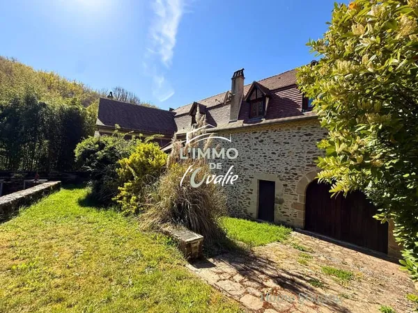 Maison Gagnac Sur Cere 6 pièce(s) 162 m2