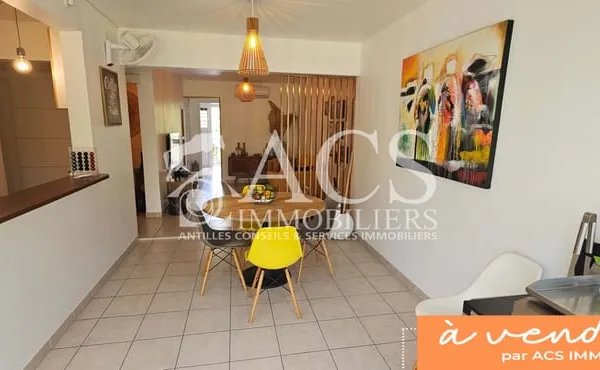 Appartement F2/F3 en parfait état avec grand garage au calme