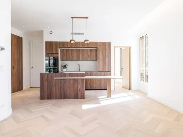 NICE // LIBERATION / APPARTEMENT 4P RENOVE / 80m2 / CAVE