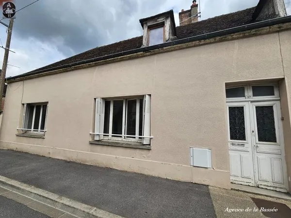 Dans PROVINS