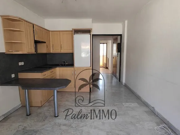Appartement T2 28m2 traversant avec balcon et cave