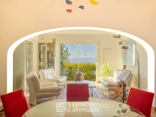Maison provençale avec gîtes, piscine et oliveraie