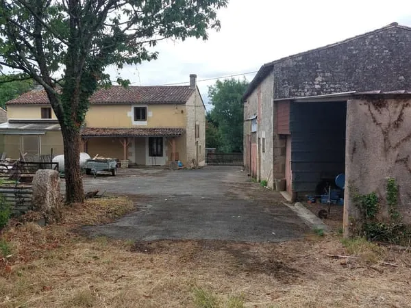 SCIECQ. Maison ancienne à rénover