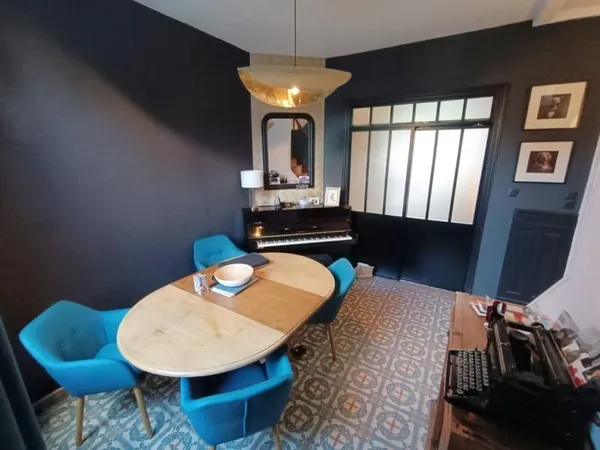 Amiénoise rénovée, 4 chambres et jardin