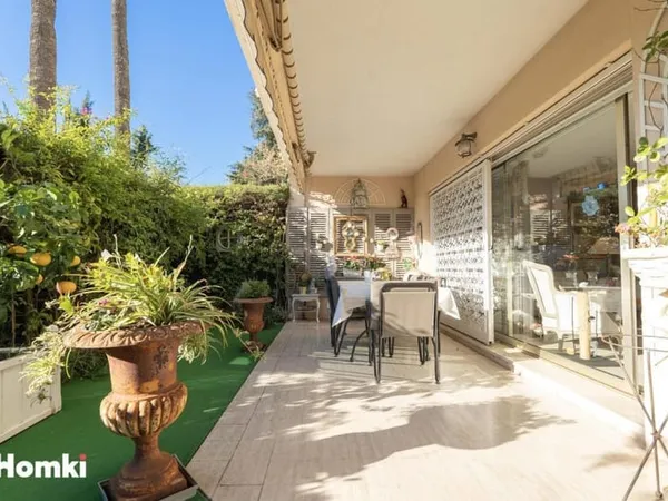 Appartement T3 de 64 m2 à Cannes 06400