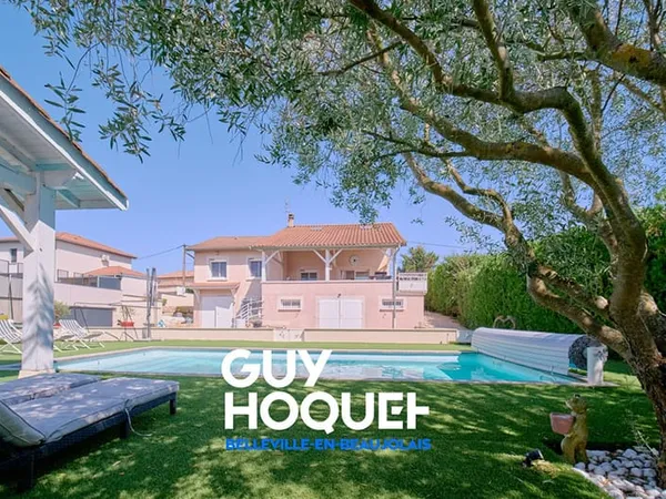 Maison spacieuse à vendre à Saint-Étienne-des-Oullières - Réf 710