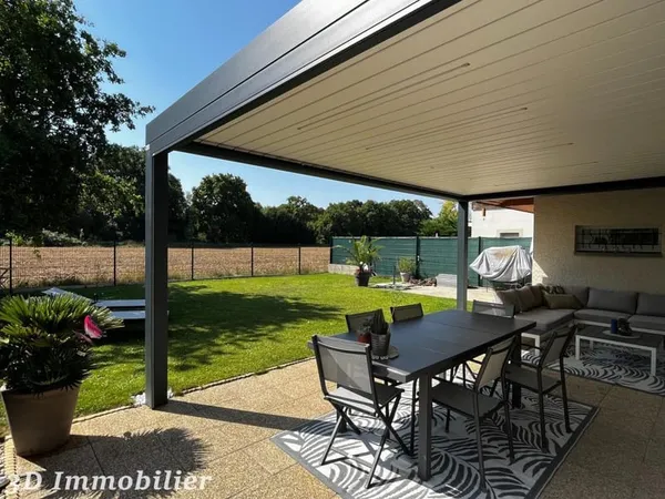 Secteur Douvaine (74140), situé dans un quartier calme et résidentiel, à vendre très belle maison de