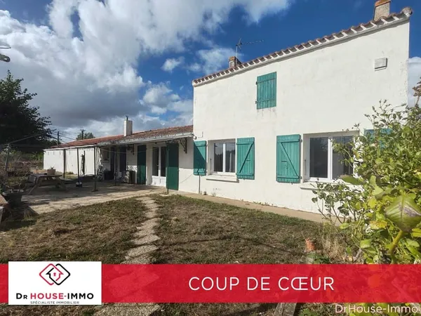 Maison 3 chambres avec plus de 160m² de dépendances - Fort potentiel